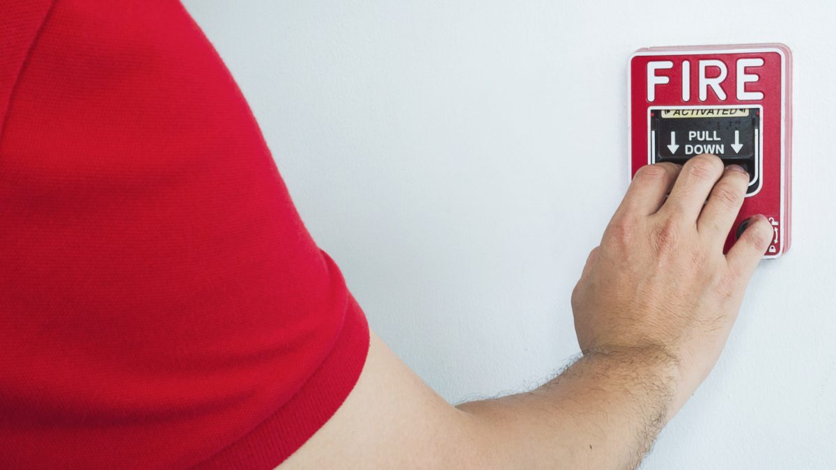 Comprendre l’alarme type 4 : un enjeu majeur pour la sécurité incendie en ERP