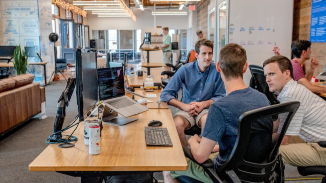 Les avantages du coworking pour les travailleurs indépendants